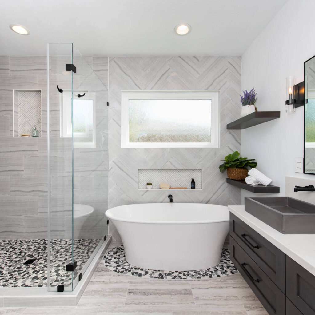 Walk-in Shower or Spa Tub